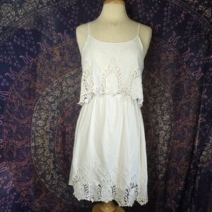 Papaya White Embroidered Lace Crochet Accent Open Back Sundress Juniors Large